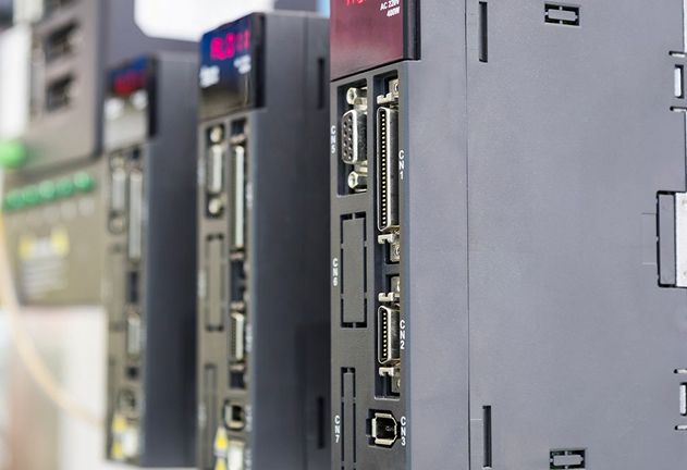 Бренд Rittal GmbH & Co. KG и его поставки в Россию